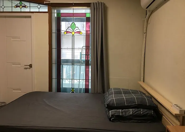 Hostel Take 1 Hongdae *